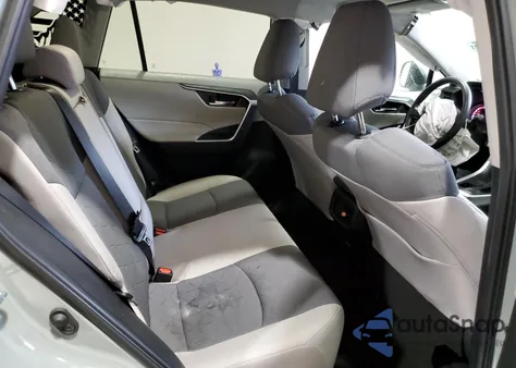 2023 Toyota Rav4 Xle z USA, uszkodzony, nr VIN 2T3P1RFV7PW332199